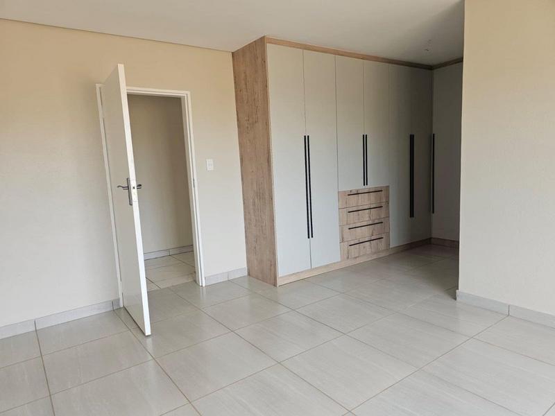 4 Bedroom Property for Sale in Buffelspoort North West